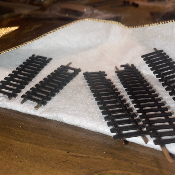 ATLAS TRAIN SYSTEM; HO 6”&9” - Picture 6 of 11